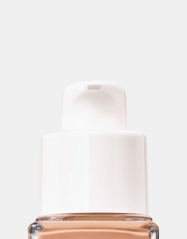 Lancome - Teint Idole Ultra Wear Care Glow Foundation