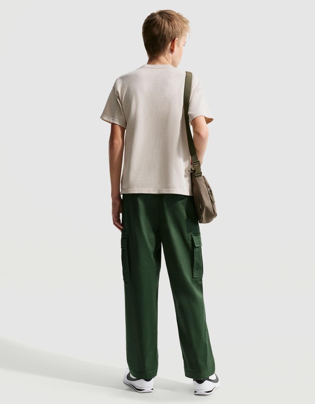 Nike - Nike Sportswear Tee - Teens