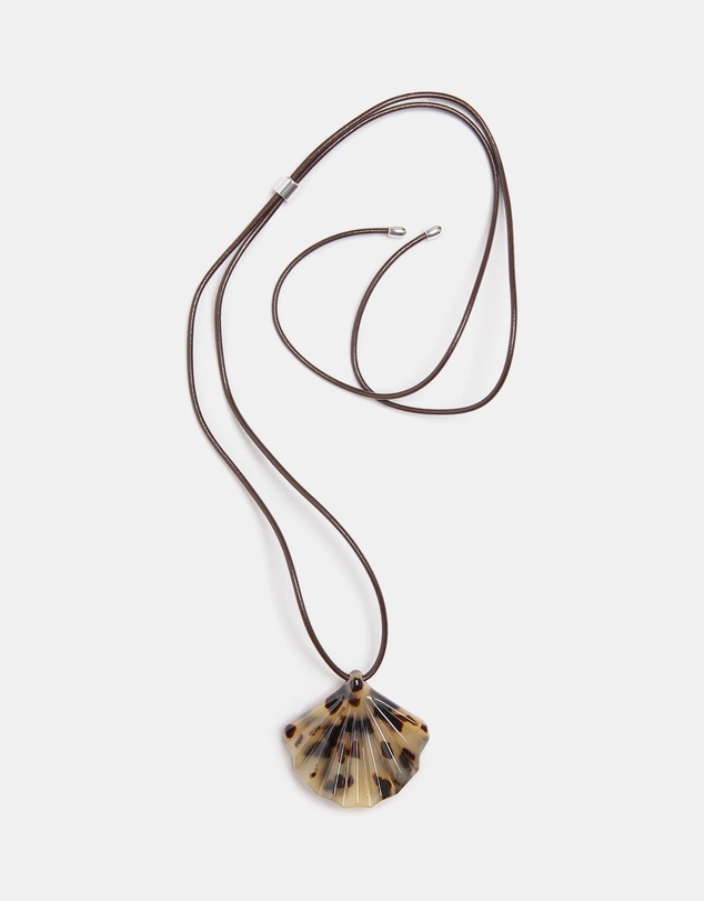ARKET - Treasure Tortoise Pendant Necklace