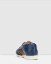 Rollie - Sidecut Punch Shoe