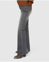 Belle & Bloom - Top Score Bootleg Jeans