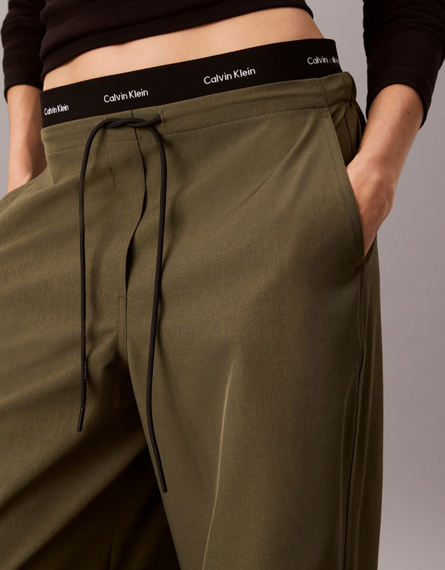 Calvin Klein Jeans - Tech Crinkle Twill Pants