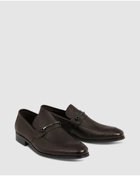 yd. - Riccardo Textured Leather Loafer