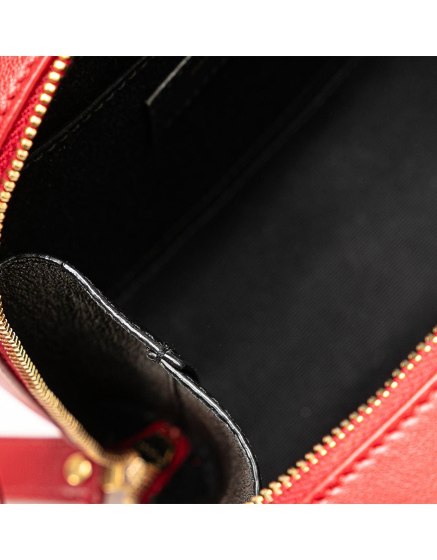 Pre-Loved by Azura Reborn - Pre-Loved Toy Lambskin Vicky Crossbody