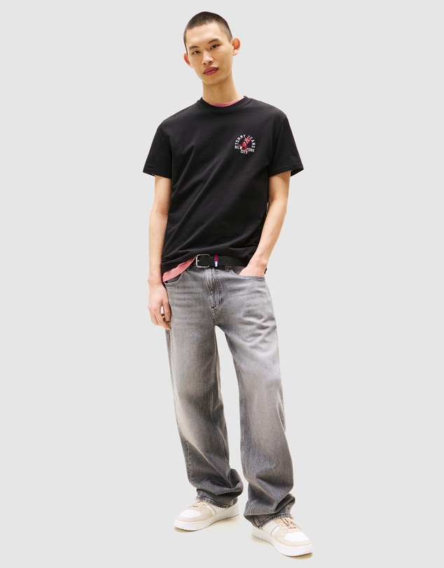 Tommy Jeans - Regular Small Motif Tee
