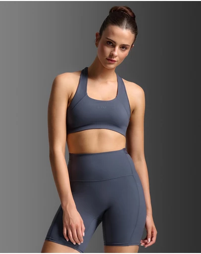 2XU - Form Racerback Medium Impact Bra