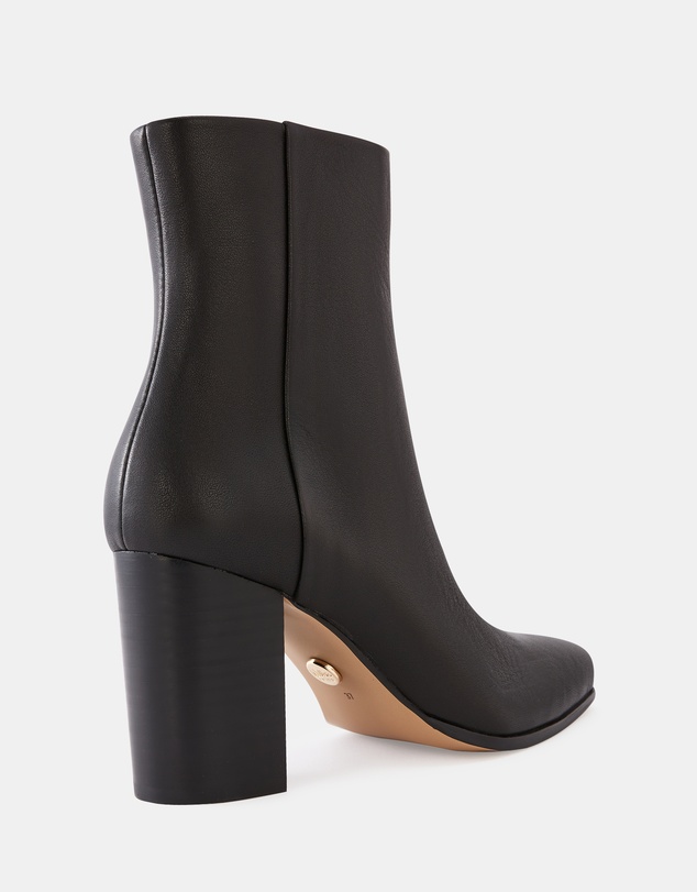 Wittner - Harpa Leather Ankle Boots