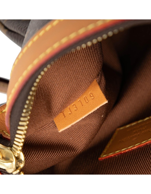 Pre-Loved by Azura Reborn - Pre-Loved Monogram Saumur Messenger PM
