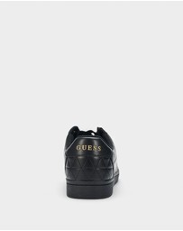 GUESS - Larvin8 Sneakers