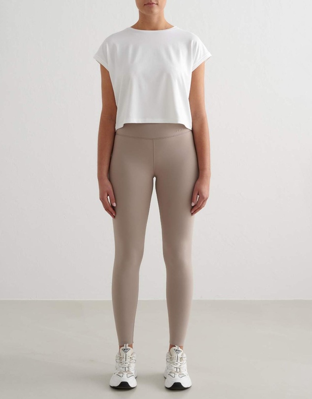 Aim'n - Soft Basic Roll-Sleeve Top