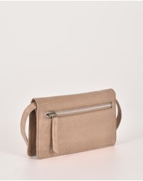 Cobb & Co - Stirling Leather Smart-Phone Card Holder Crossbody Wallet