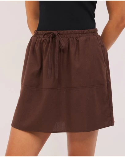 Calli - Seamed Mini Skirt
