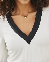 Sosandar - Contrast Trim Blouson Sleeve Top