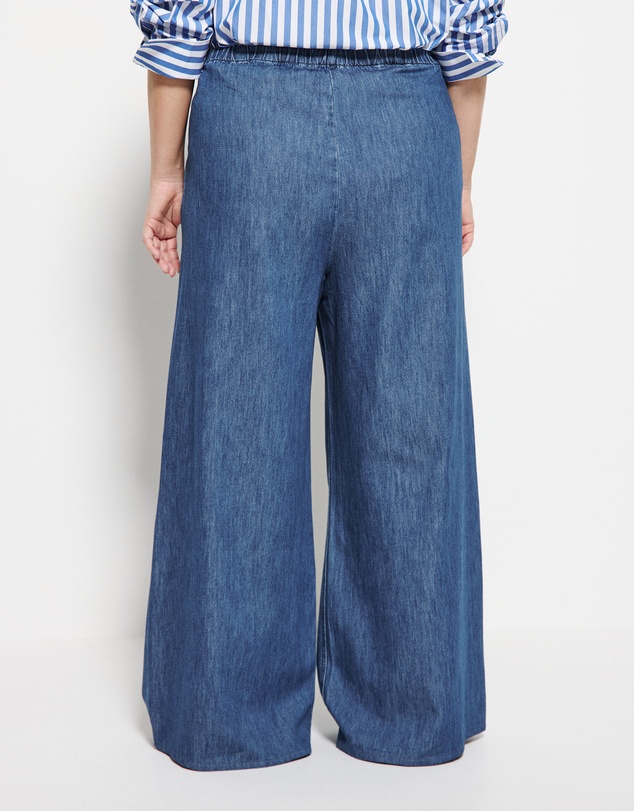 Commonry - Theresa Pant