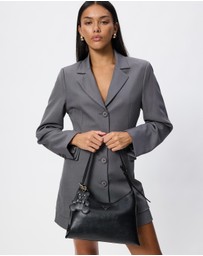 GUESS - Kassie Hobo