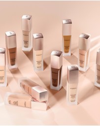 Elizabeth Arden - Flawless Finish Skincaring Foundation