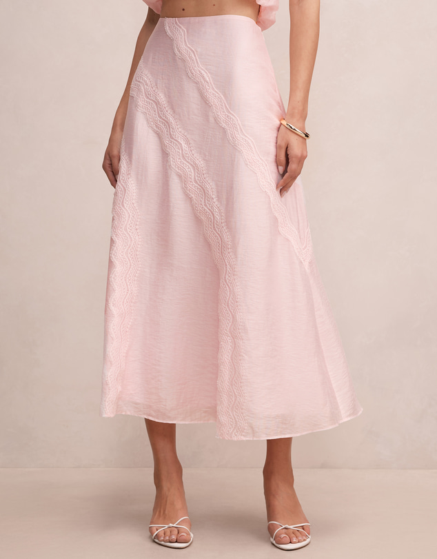 Forever New - Maeve Lace Detail Skirt