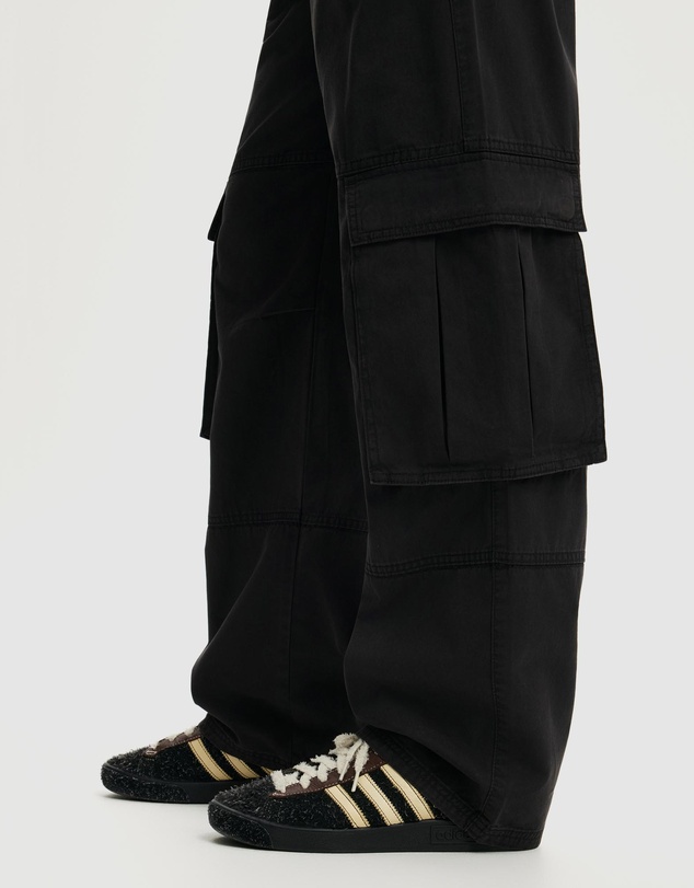 Cotton On - Baggy Cargo Pants