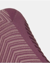 BAHE - Studio Grippy Crew Socks 2 Pack