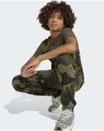 adidas Sportswear - Seasonal Essentials Camo Fleece Pant Kids