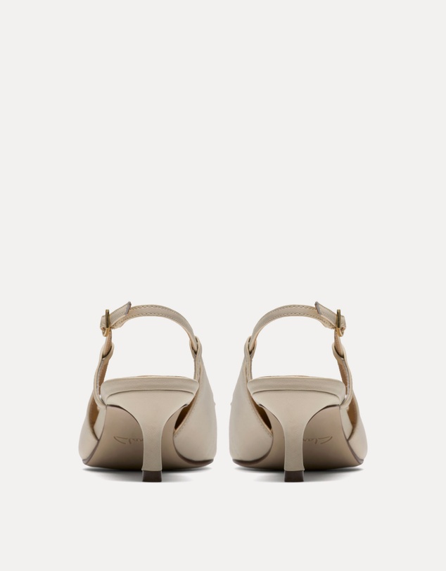 Clarks - Zarey Bow Cream