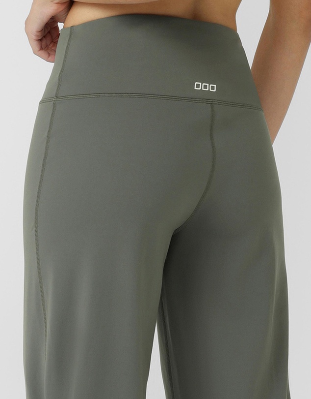 Lorna Jane - All Day Active Midrise Pants