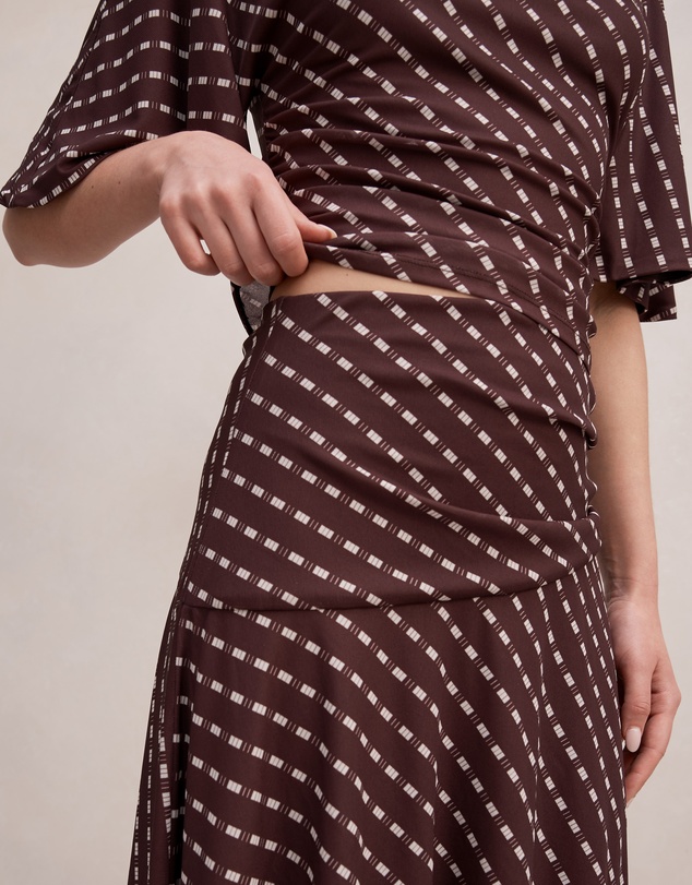 Forever New - Polly Hanky Hem Midi Skirt