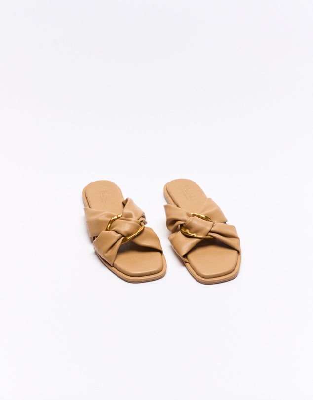 Walnut Melbourne - Roberta Slide