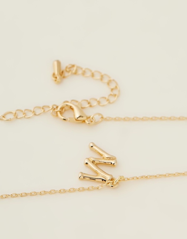 Zahar - Letter W Necklace