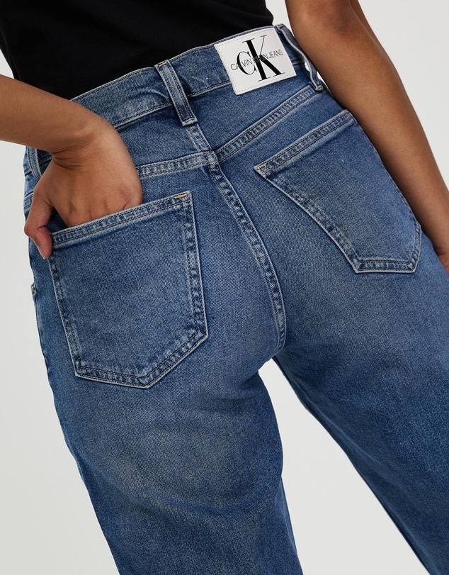 Calvin Klein Jeans - Mom Jeans