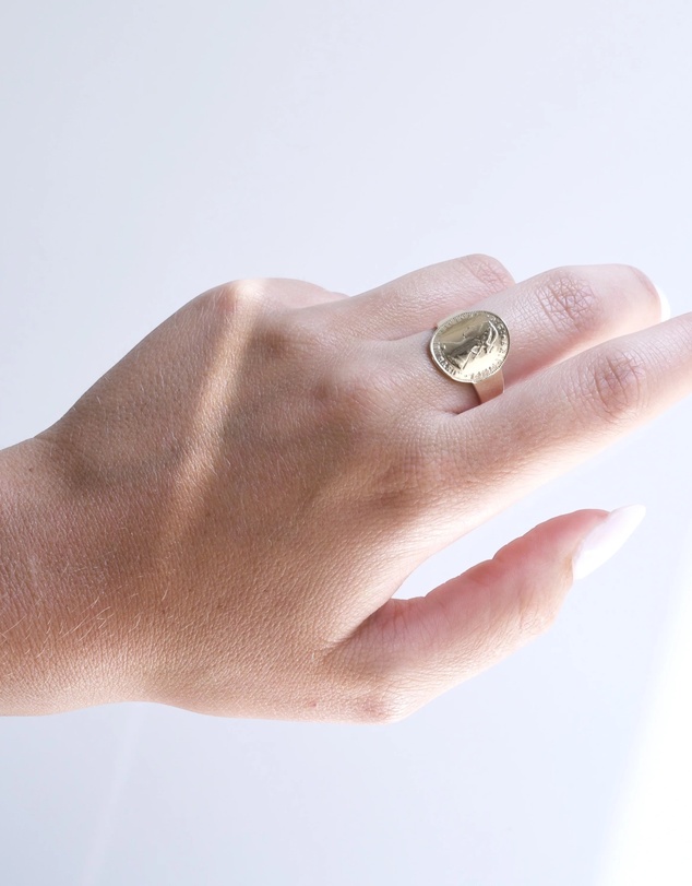 Von Treskow - Mini Curved Coin Ring
