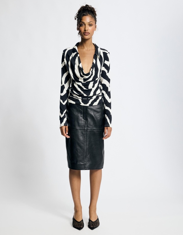 Revibe - Repaired Lover Bianca Plunge Top - AU 10