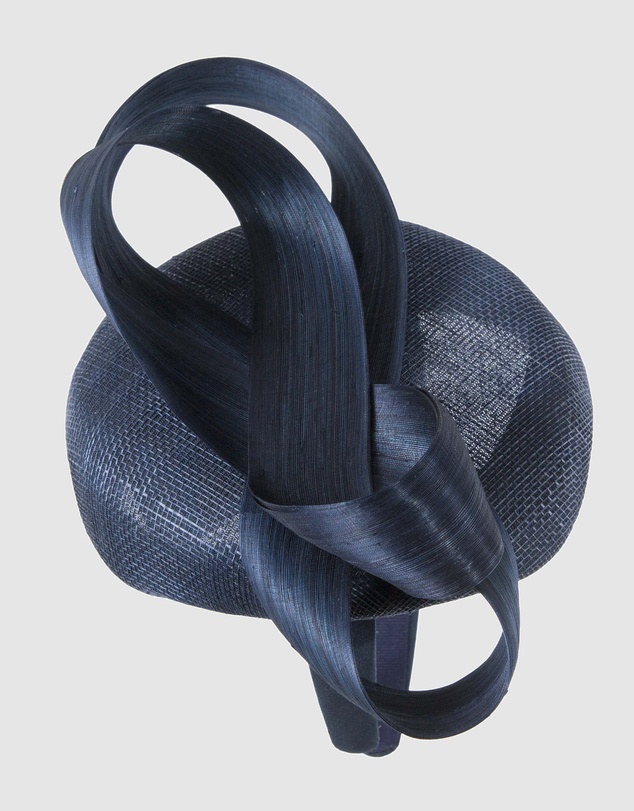 Max Alexander - Navy Pillbox Racing Fascinator