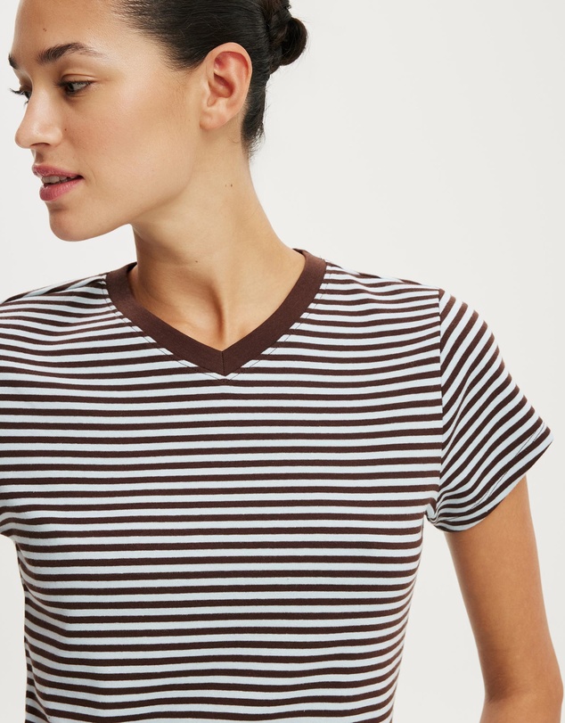 Cotton On - 90S Baby V Neck Tee