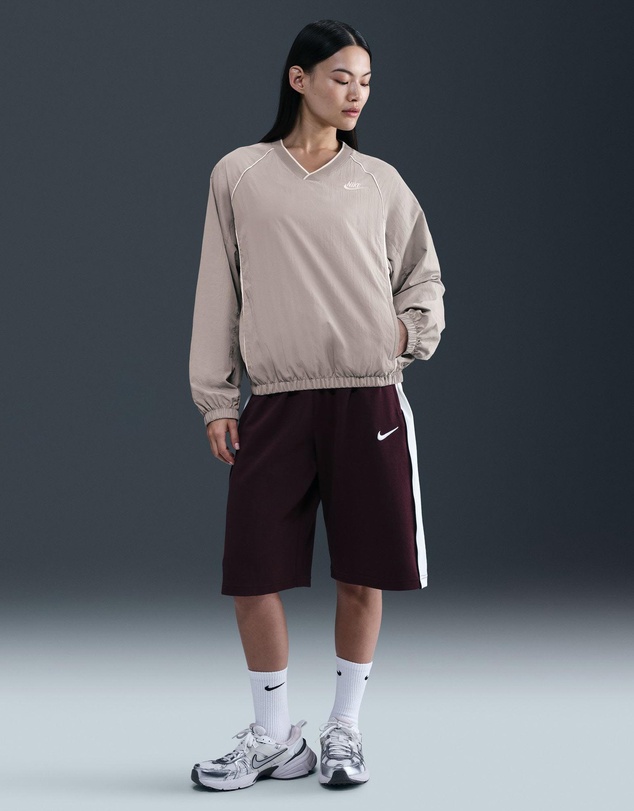 Nike - Sportswear Windrunner Pullover Top