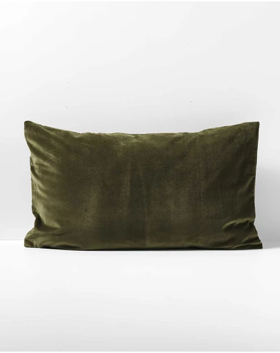 Aura Home - Luxury Velvet Standard Pillowcase