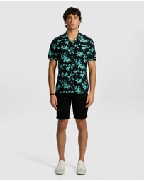 yd. - Christos Ripped Denim Short