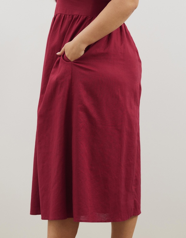 Atmos&Here Curvy - Jade Flutter Sleeve Midi Dress