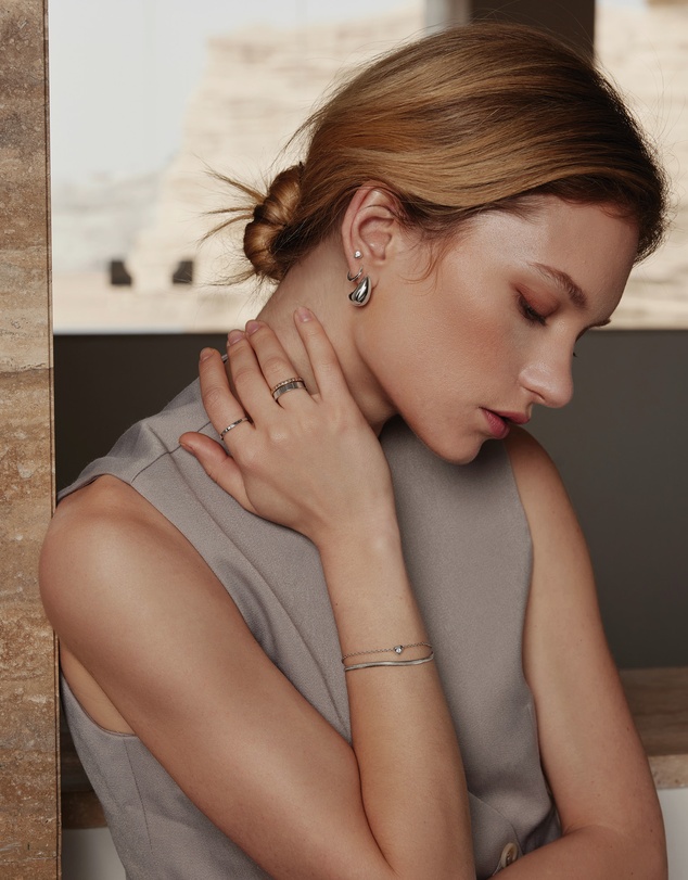 Ania Haie - Ania Haie Silver Sparkling Tiny Shield Bracelet