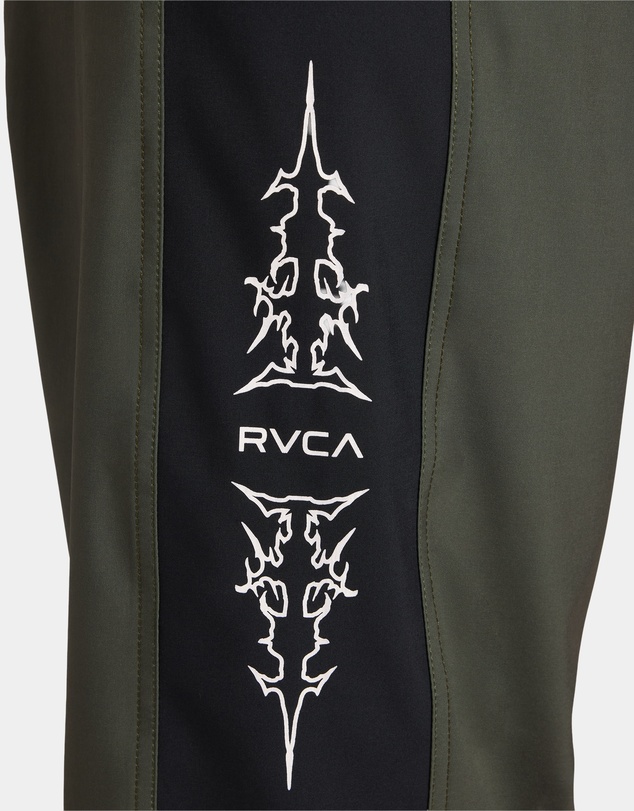 RVCA - Mens Symmetry 22