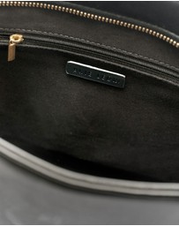 Brie Leon - Everyday East-West Tote Bag