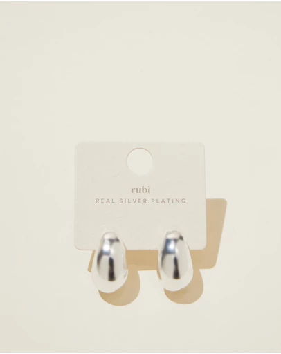 Rubi - Mid Charm Earring