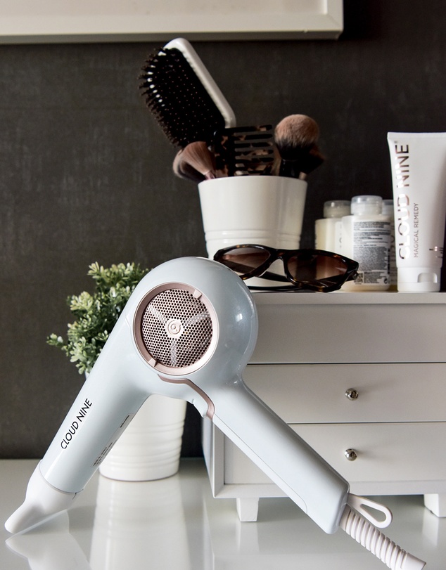 CLOUD NINE - The Airshot Pro Hair Dryer