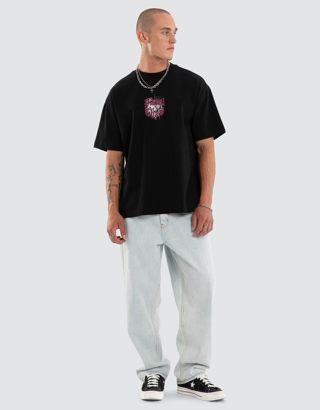 Kiss Chacey - Choral Street Tee