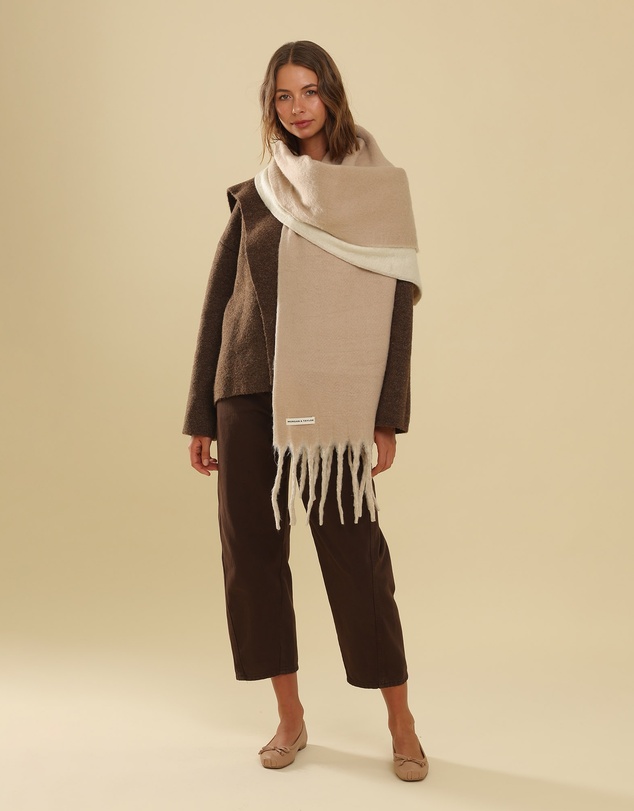 Morgan & Taylor - Hannah Reversible Scarf in Cream