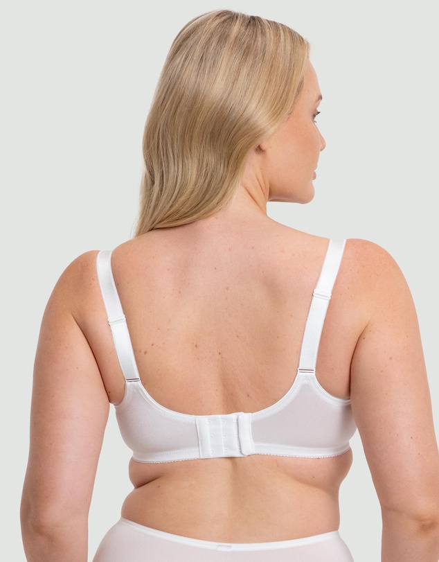 Triumph - Embroidered Minimiser Bra