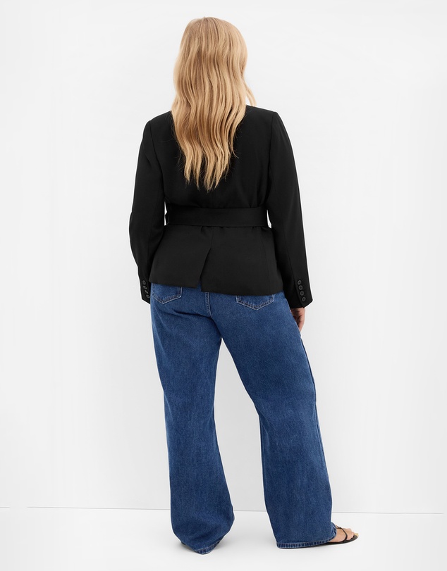 City Chic - Ivy Belted Blazer