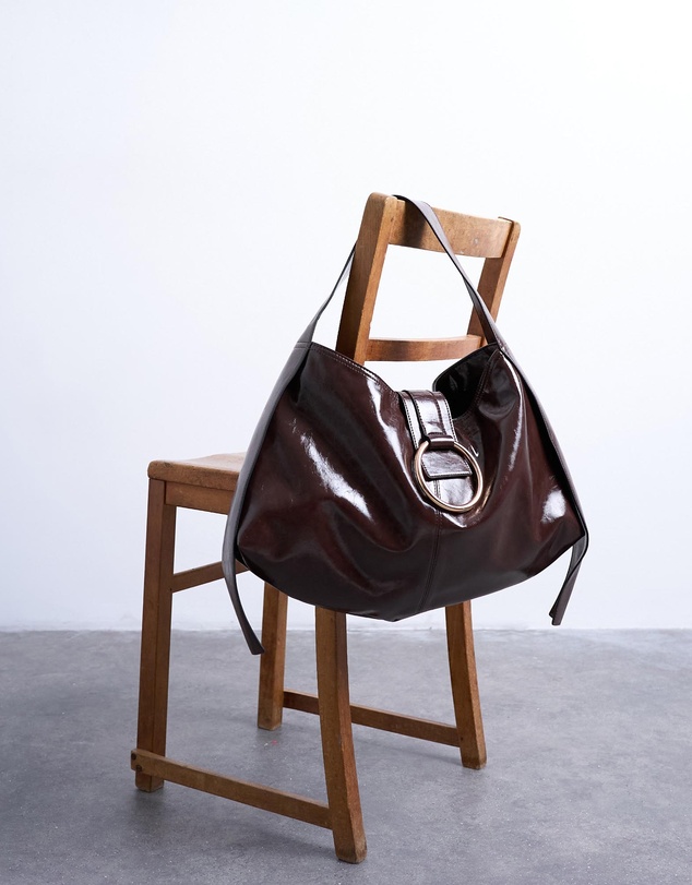 TOPSHOP - Saturn Hardware Shoulder Bag