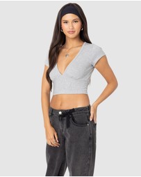 EDIKTED - Deep V Neck Crop Top