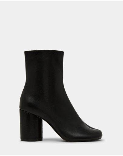 CARO BLACK LEATHER